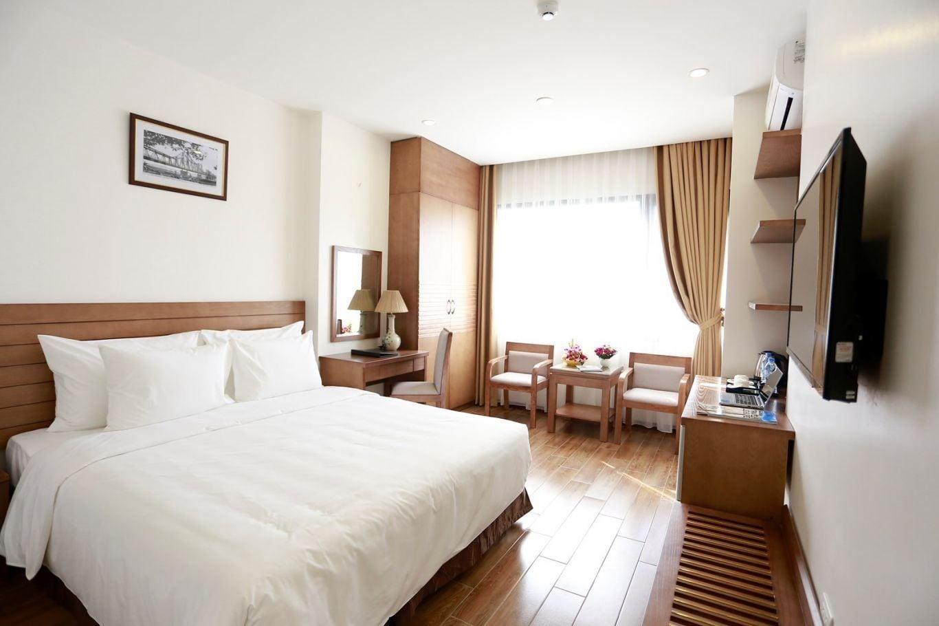One 3* Hanoi