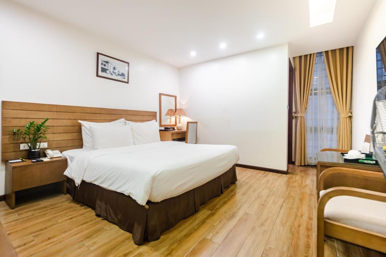 One 3* Hanoi