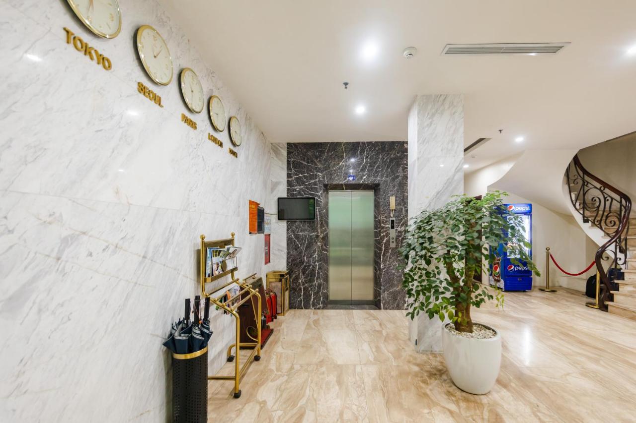 One 3* Hanoi