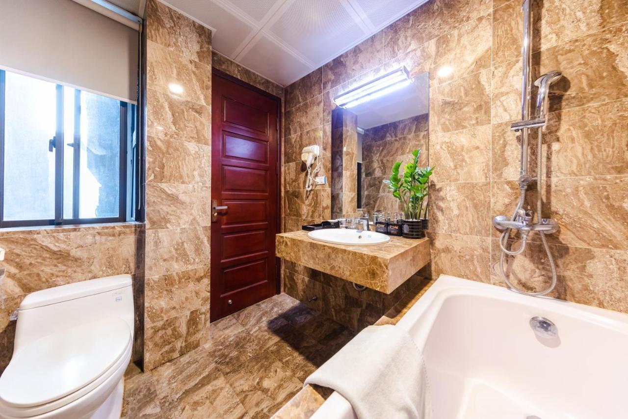 Hotel One 3*